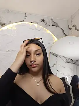 lia_harper_t Chat XXX live
