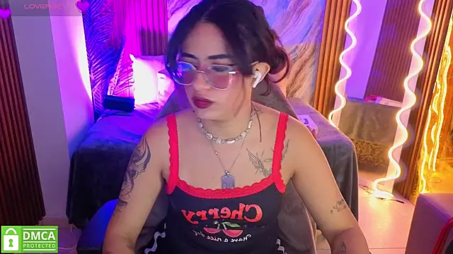 kristen_tay's Live XXX Chat