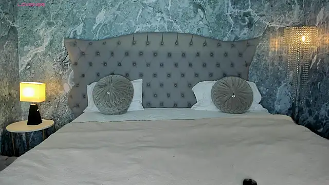 Živý XXX chat LucyLovelyy