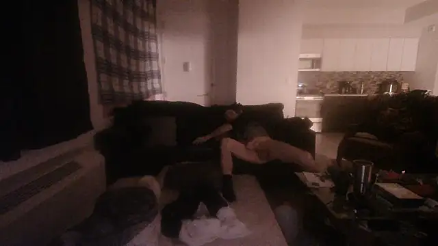 low_magic_esper Webcam Show