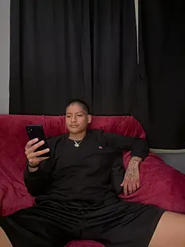 XXX chat uživo modela iktzx