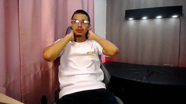 Онлайн чат XXX Tayson_Hot