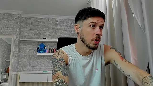 JonahShaw 라이브 XXX 채팅