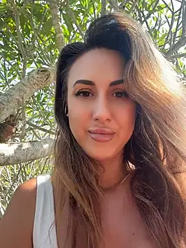 Bella-Grace's Live XXX Chat