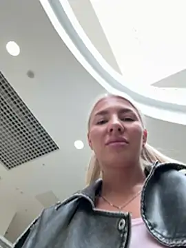 XXX chat uživo modela NewLale