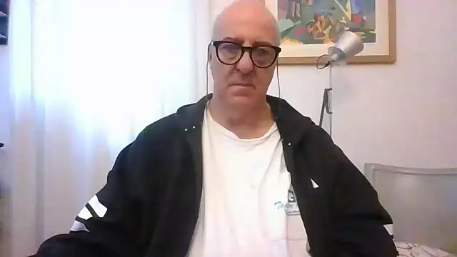 Show modela ANONIMO7735 na web-kameri