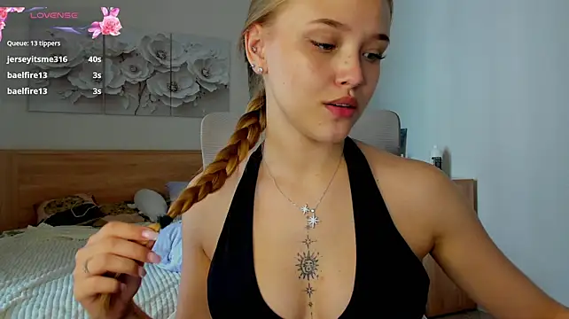 Chat XXX Live flooora_0