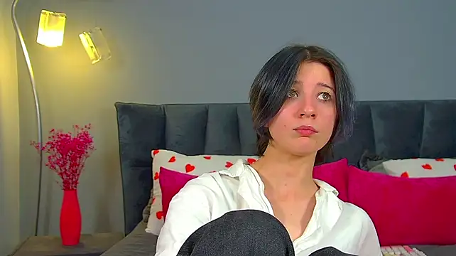 Chat +18 de AnneAvelin ao vivo