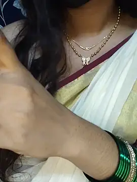 sruthi_saucy – Live XXX-chat