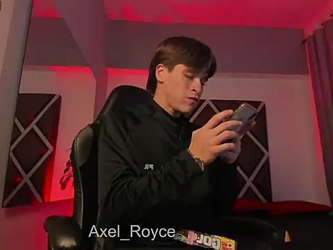 צ'אט XXX בשידור חי של Axel_Royce