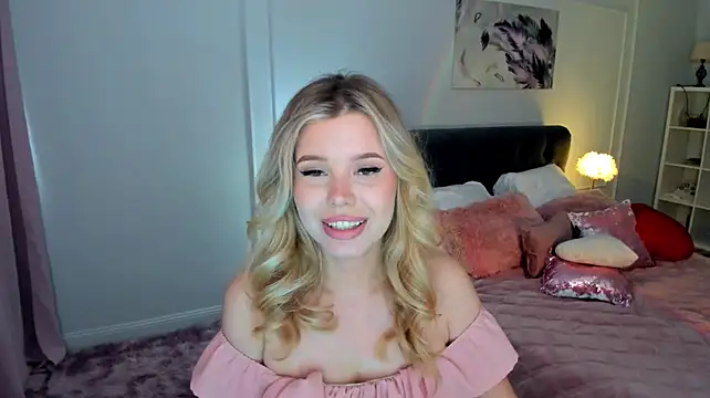 FollowLovee's Live XXX Chat