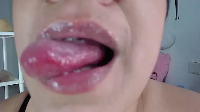 emiligrey_'s Live XXX Chat