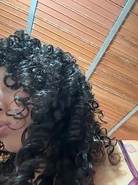 Chat XXX en directo de Miily_0