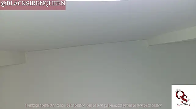 Chat +18 de BlackSirenQueen ao vivo