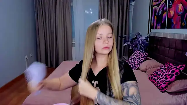 SirenaDoll Live XXX-chat