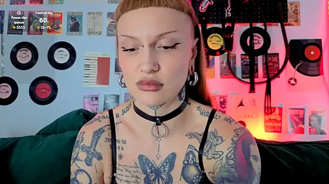 umytoyn Live XXX chat