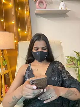 its_ur_flora's Live XXX Chat