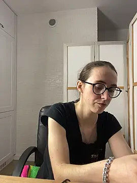 MartiniiSelenna Chat XXX live
