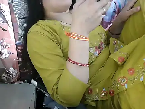 _chitranshi's Live XXX Chat