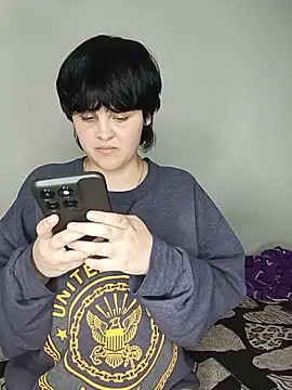 צ'אט XXX בשידור חי של Valkiria_and_Sam