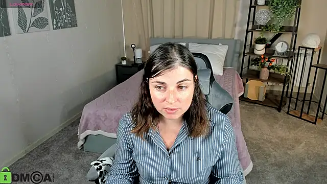 Chat +18 de MartaEdams ao vivo