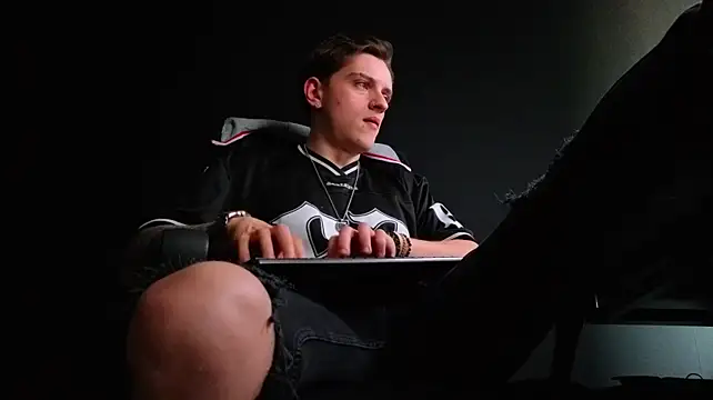 FelixStarkk élő XXX-chatje