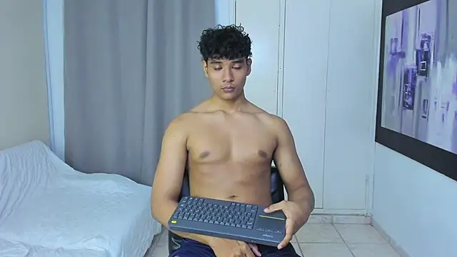 Chatroom XXX en direct de Logan_jake
