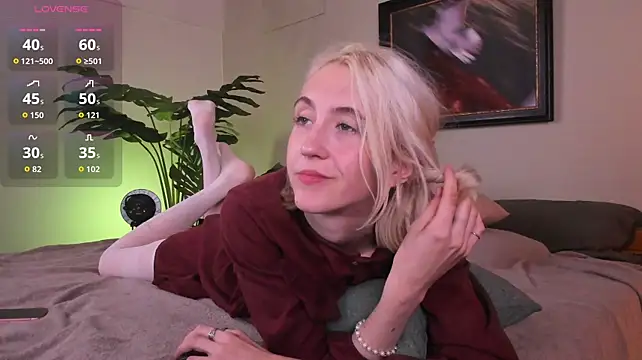 Elen__Moore Chat XXX live