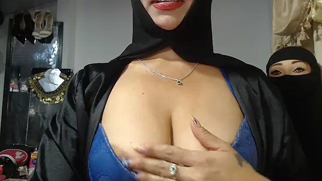 nadia__abaud's Live XXX Chat
