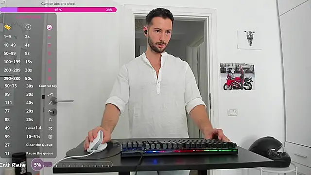 ZackFraser's Live XXX Chat