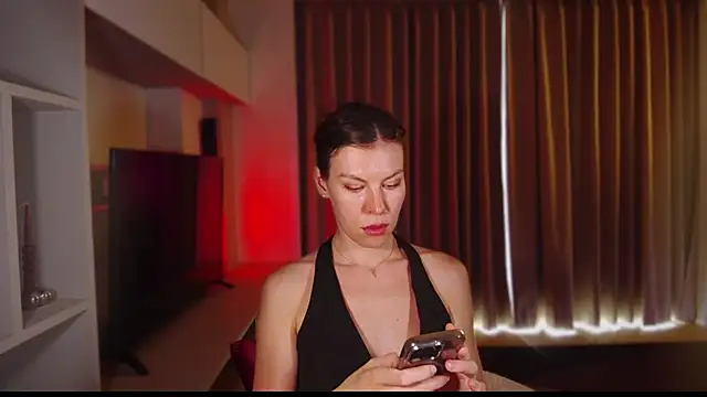 VelvetTheory's Live XXX Chat