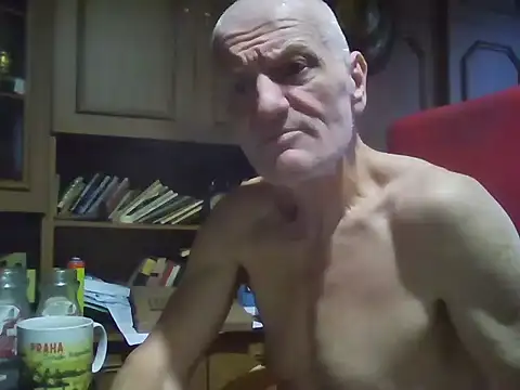Show modela 1973teacher na web-kameri