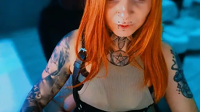 InesGold's Live XXX Chat