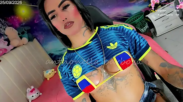 צ'אט XXX בשידור חי של Nella_Dolls