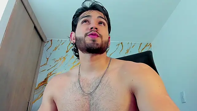 Онлайн чат XXX ElianKeiser