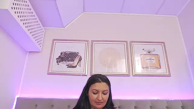 BustyEva_: απευθείας συνομιλία ΧΧΧ