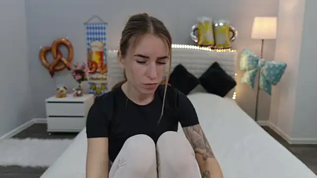 DeboraHorny 现场XXX聊天