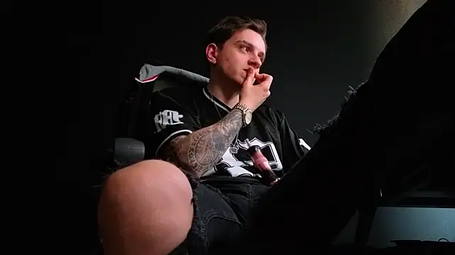 FelixStarkk élő XXX-chatje