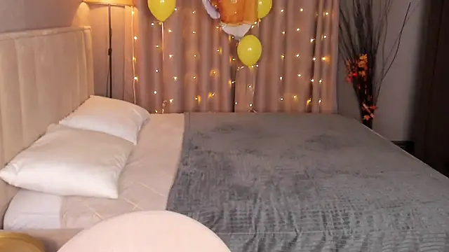 Онлайн чат XXX Madeline_Perry