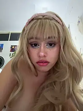 18_salo Adlı Modelin Canlı XXX Sohbeti