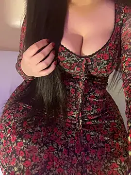 Choumokh3 Adlı Modelin Canlı XXX Sohbeti