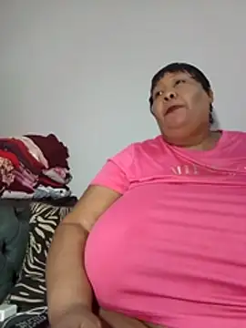 nancy111 – Naživo XXX chat
