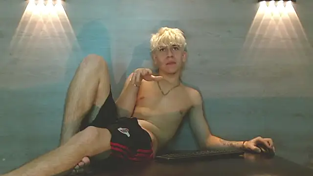 XXX chat uživo modela Gaeliitto