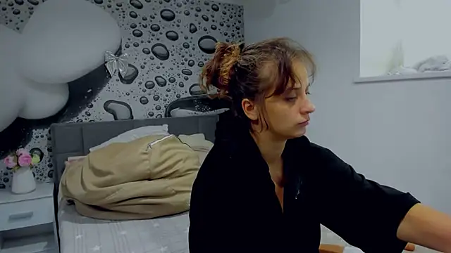 AlmaFancy Chat XXX live