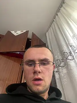Show modela Aleks0001S na web-kameri