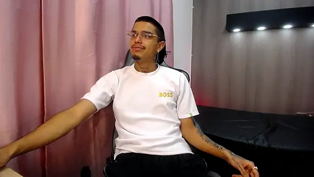 Tayson_Hot Live XXX Chat