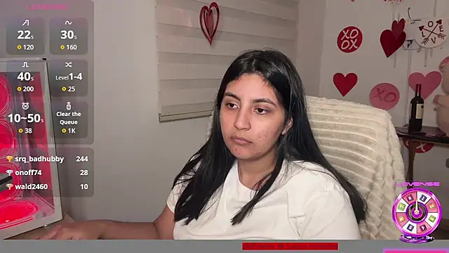 cloe_small's Live XXX Chat