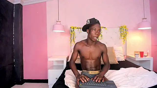 Онлайн чат XXX SmithBonilla