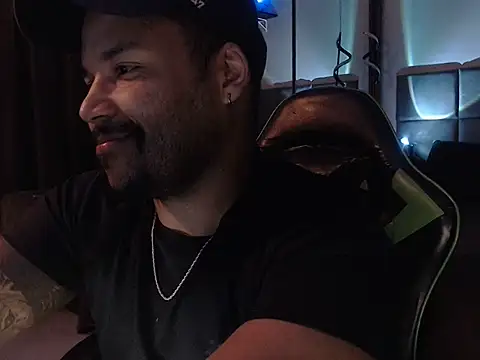aleparrudo Live XXX Chat