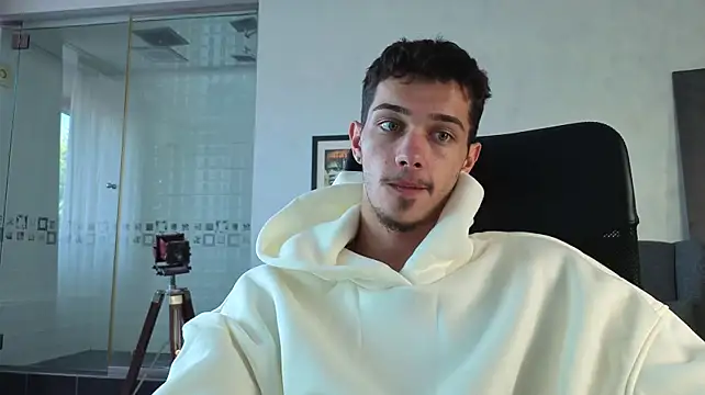 XXX chat uživo modela KaydenDrew